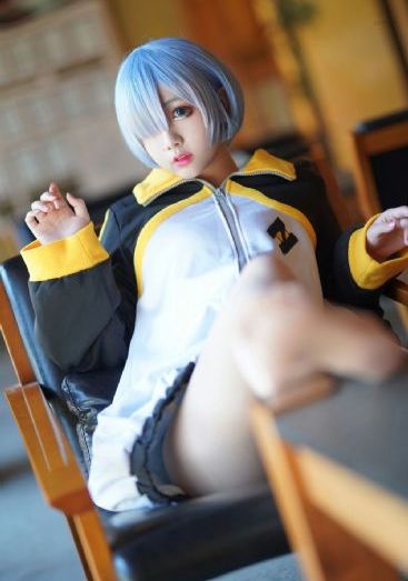 《六魔女》电影