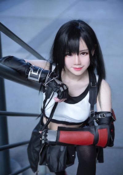 女人张开腿免费的