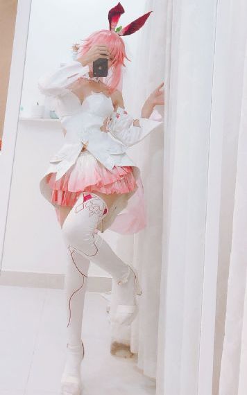 吻狼之问题少女