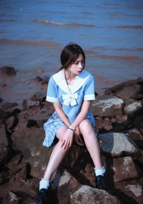 三艳嬉春 电影